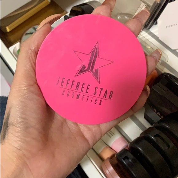 Jeffree Star Other - Jeffree Star Highlighter Ice Cold